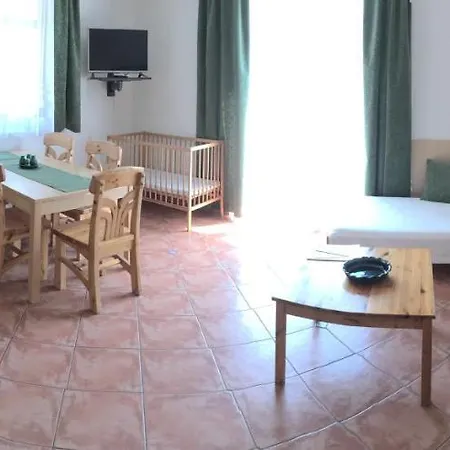 Ferto-parti Panzio Hegykő
